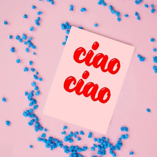 Pinkillä pohjalla pinkki Ciao Ciao postikortti. 