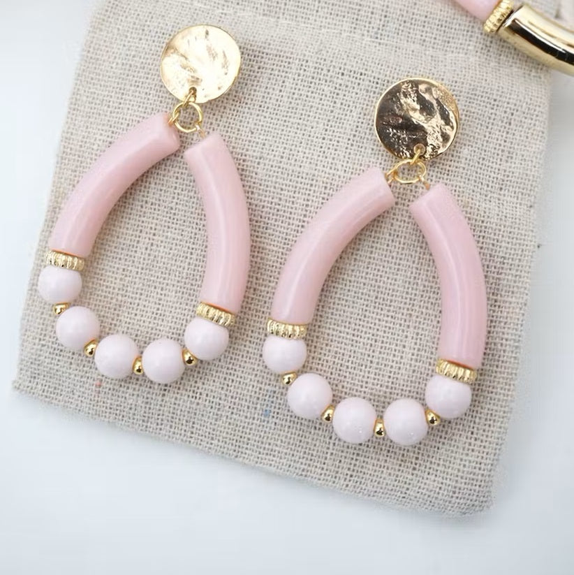 Korvakorut Fedora tuotekuva.